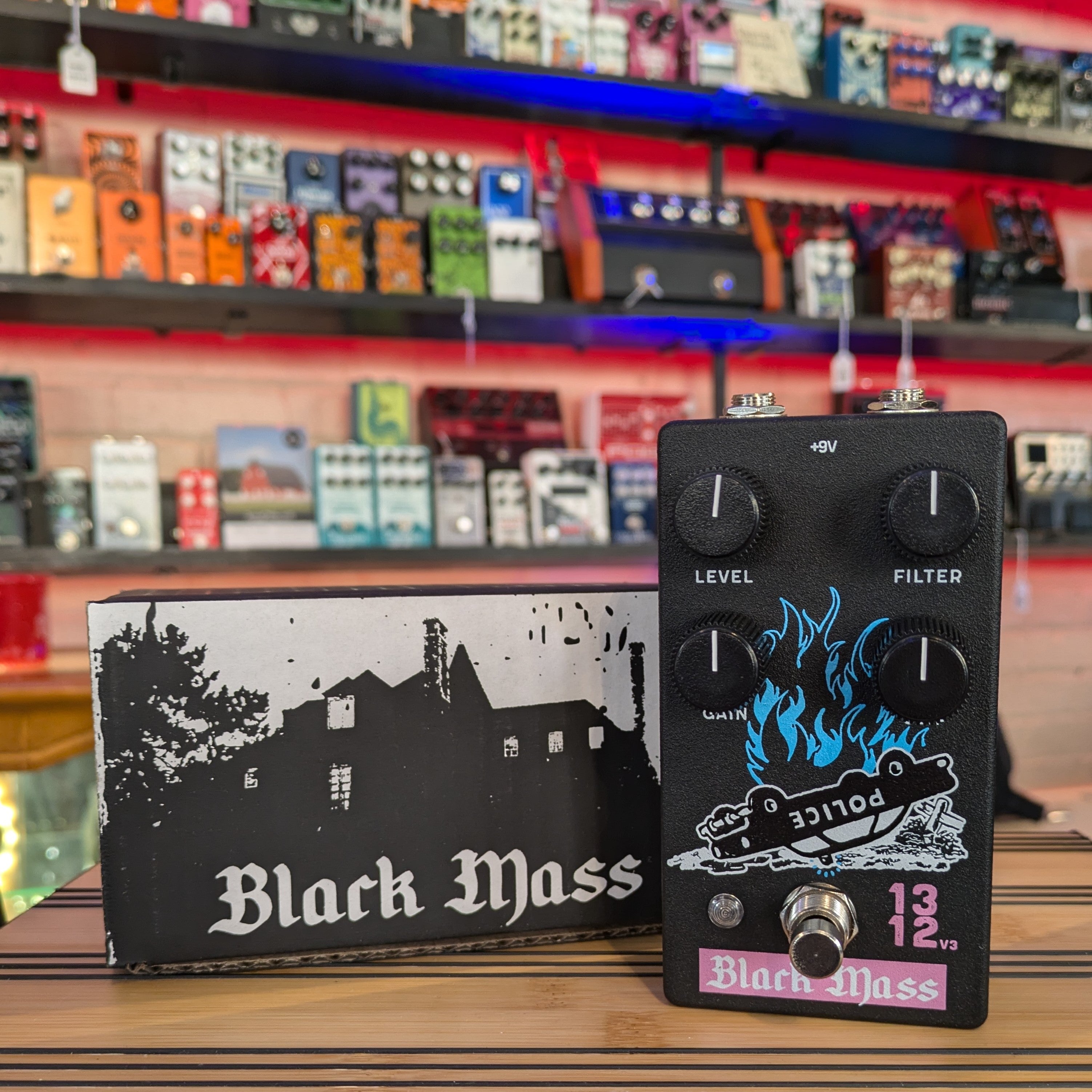 blackdiamond 1312 Distortion V3 - Black Mass Electronics