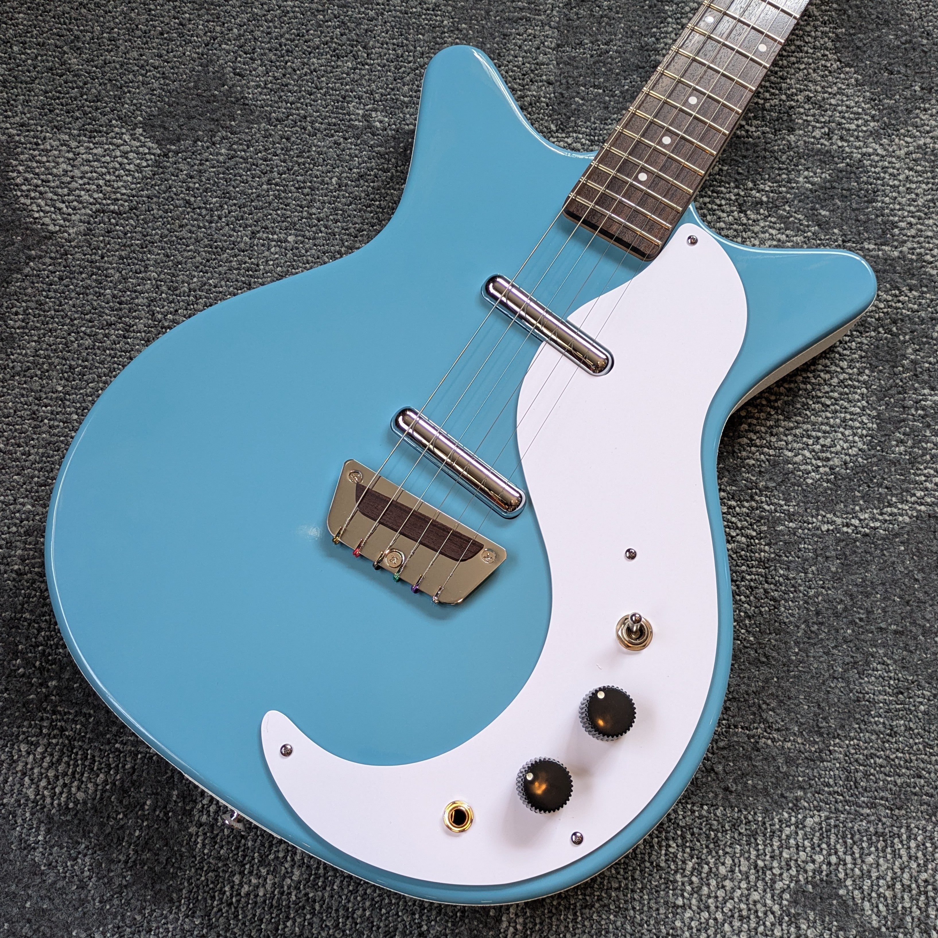 ギター Danelectro STOCK '59 AQUAMARINE PXL_20250724_153836595_a4c4015