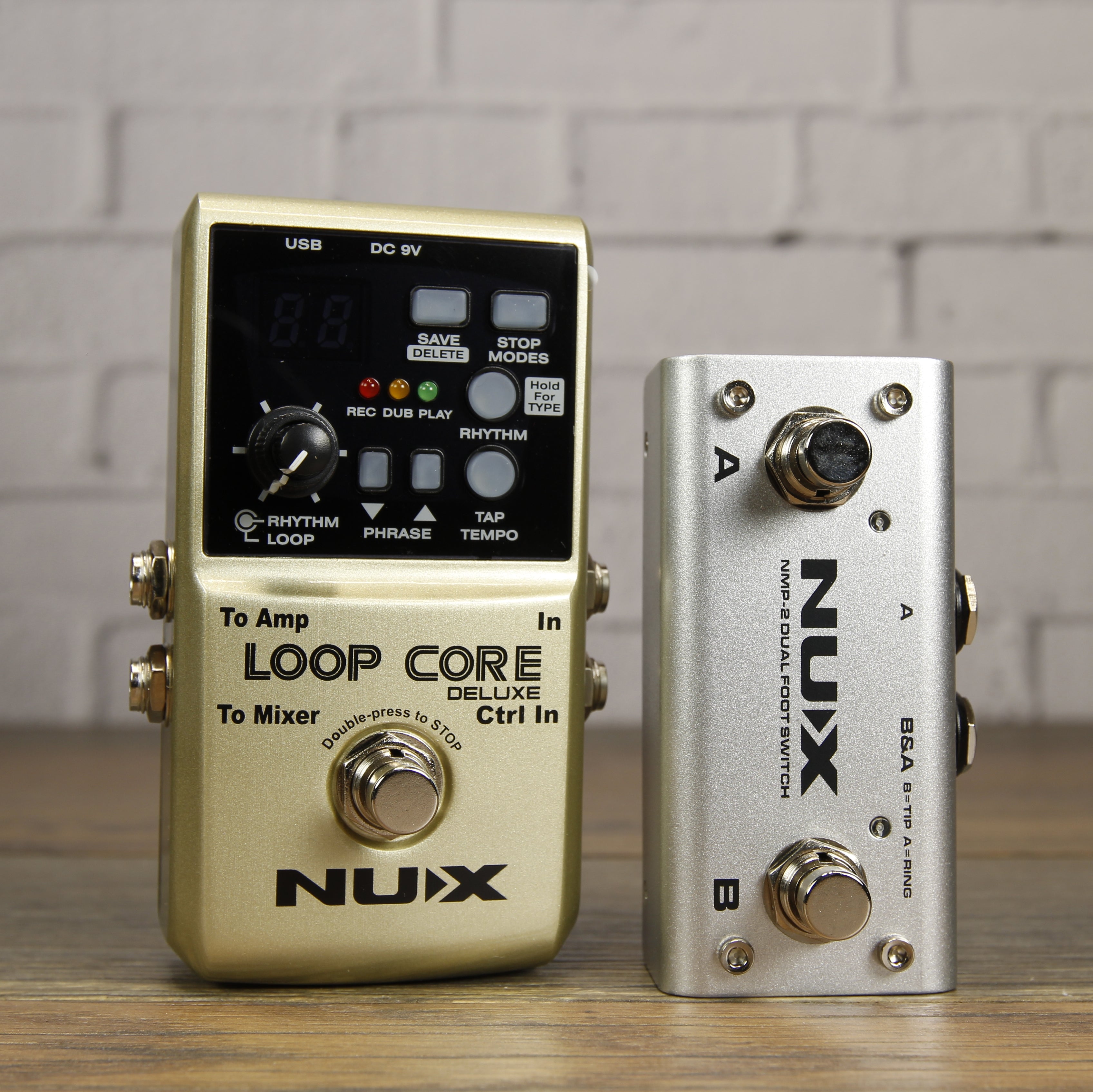 nux looper pedal NuX Loop Core Deluxe w/Dual Foot Switch Bundle