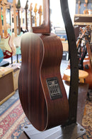 Walden B1E Baritone Solid Sitka Grand Auditorium