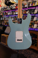 Fender 1996 Stratocaster Strat Plus Sonic Blue w/ Molded Case - USED