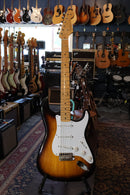 Fender Thin Skin '54 Strat Ash Body 2-Tone Sunburst w/Tweed Case - USED