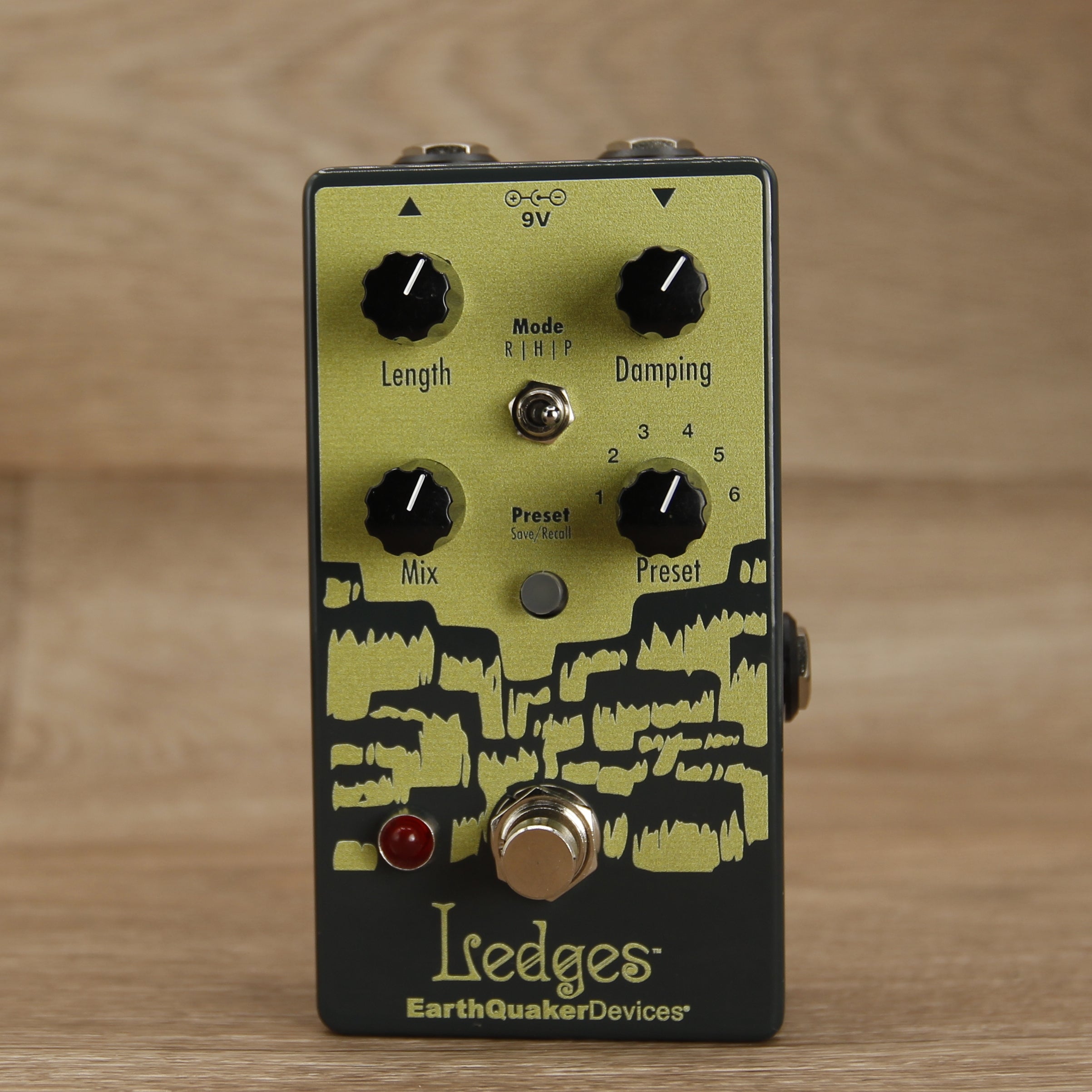 EarthQuaker Devices Ledges Tri-Dimensional Reverb Machine *B-Stock*