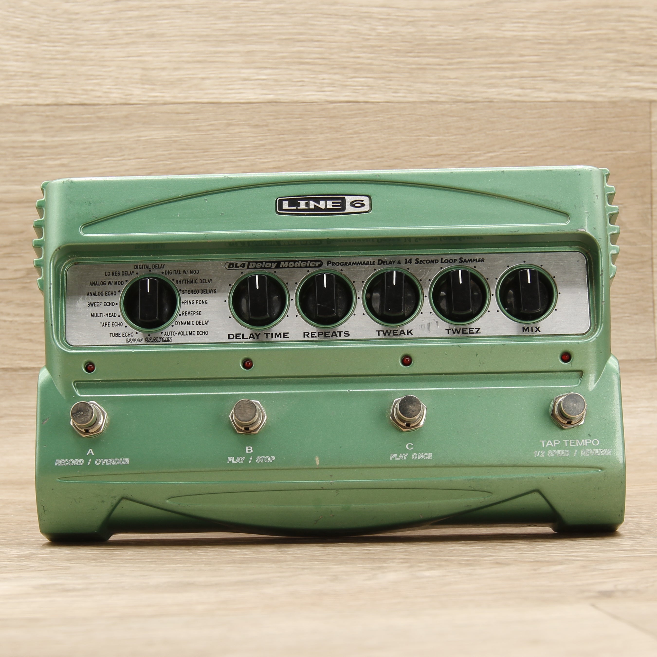 Line 6 DL4 Delay Modeler - USED