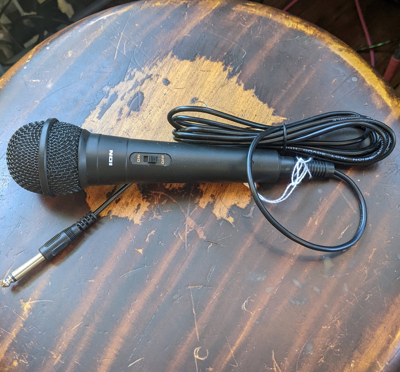 Ion Dynamic Cardioid Microphone (On/Off Switch)