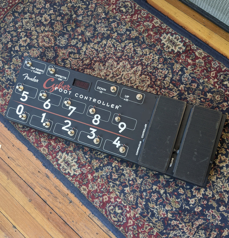 Fender Cyber Foot Controller w/Power Supply *Turns On/Doesn't Work*