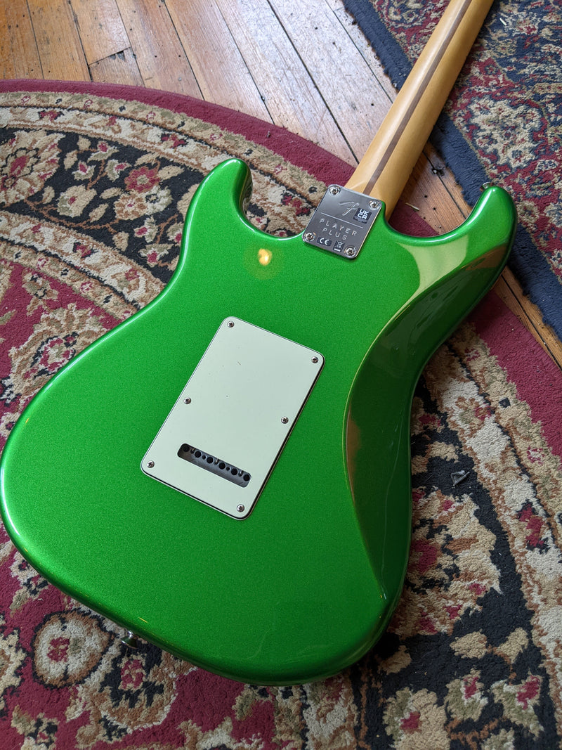 Fender Player Plus Stratocaster HSS Cosmic Jade Maple Fingerboard 2022