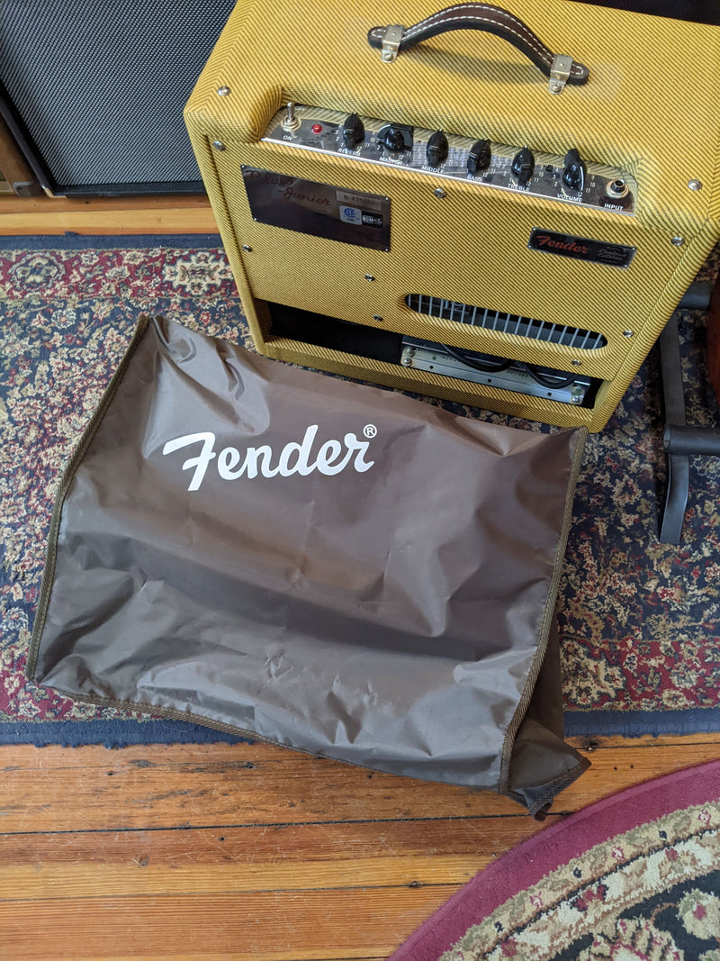 Fender Blues Junior 1x12" 15-watt Tube Amp Lacquered Tweed w/Cover
