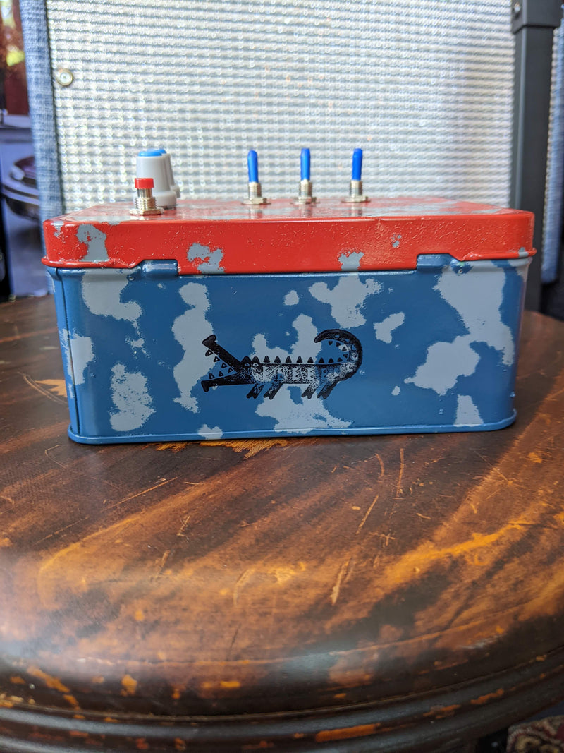 JTH Electronics 6-Pickup Piezo Noisebox Dlx "Skater" Red/Deep Blue/Grey Relic (5.5x4x3")