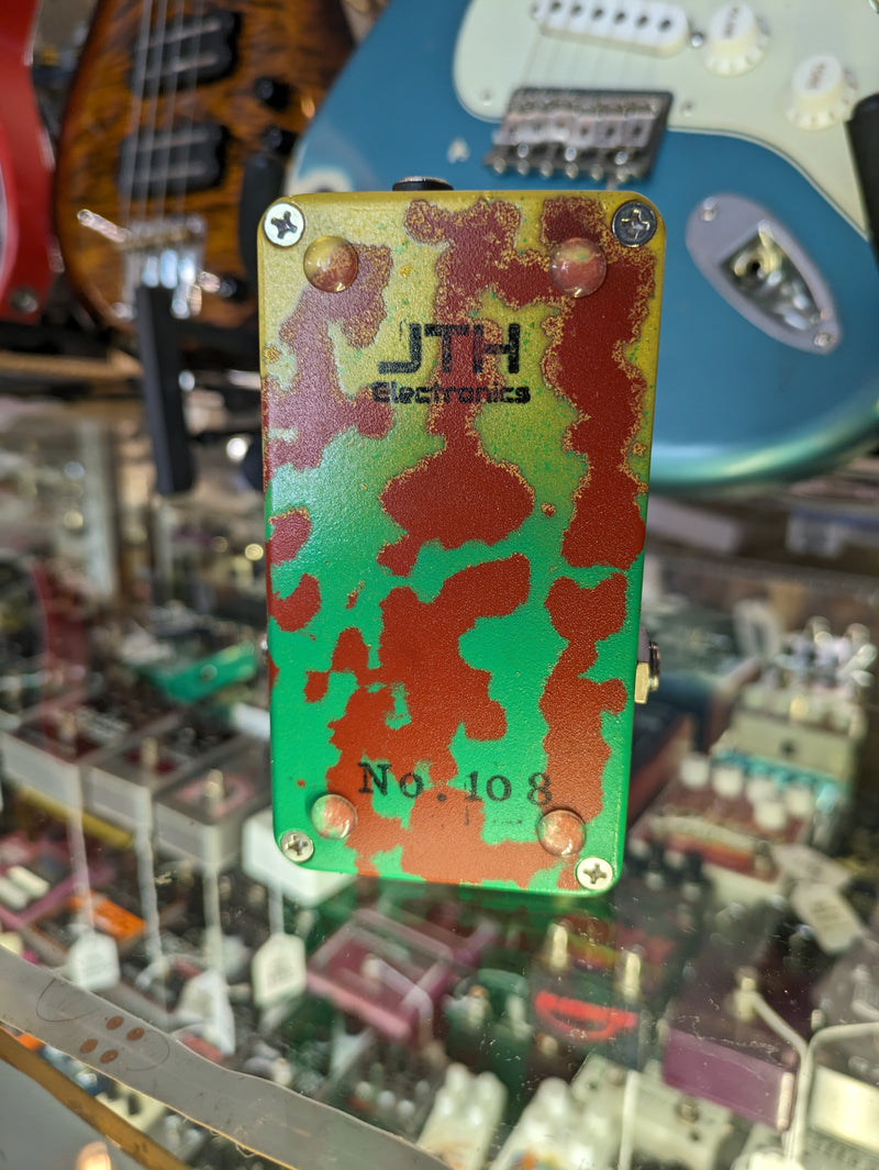 JTH Electronics Hot Dog Boost Pedal Yellow-Green Fade/Rust