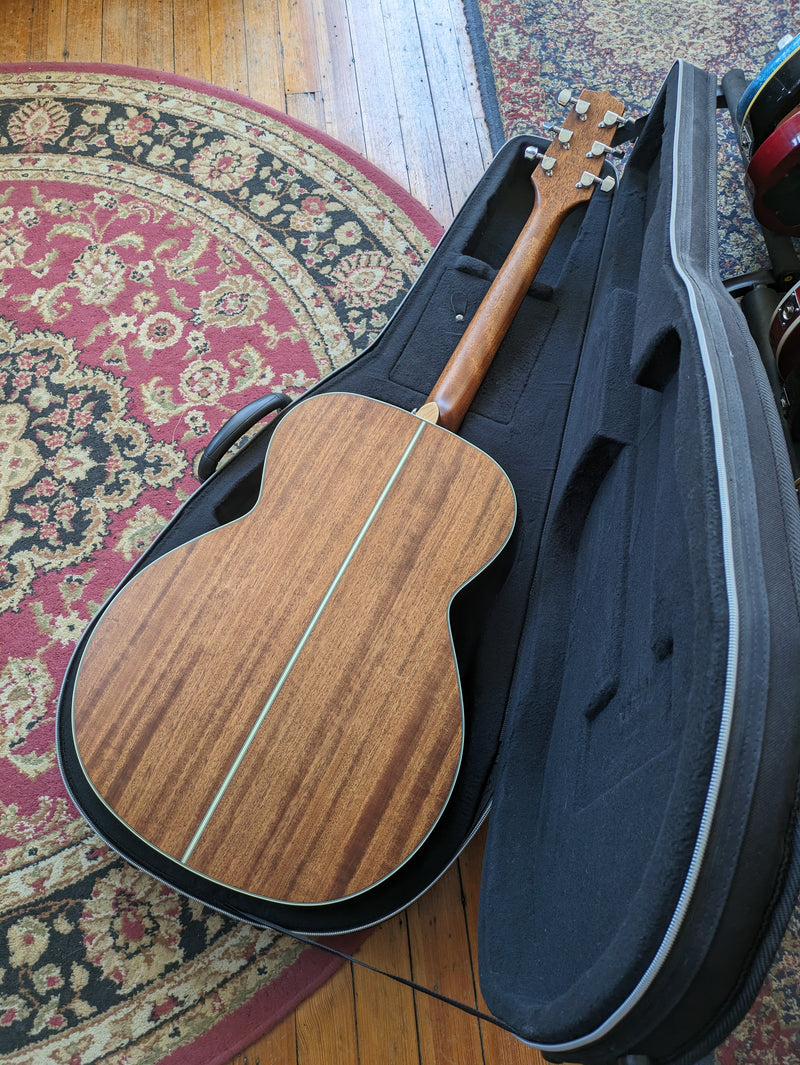 Takamine GN20-NS NEX Acoustic Guitar 2014 w/Roadrunner Case