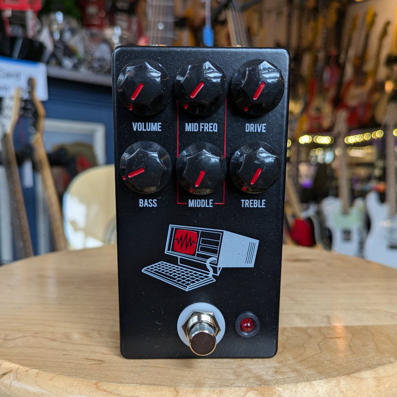 black guitar pedals JHS Pedals Hard Drive Distortion Black
