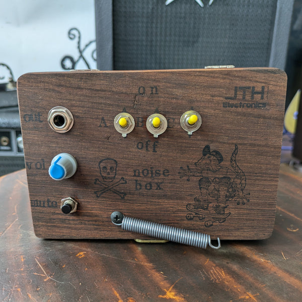 JTH Electronics 3-Pickup Piezo Noisebox "Lizard Skater" Wood Box (6x4x2.25")