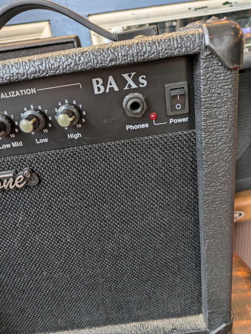 Silvertone BAXs 10W 1x6.5 Bass Amplifier