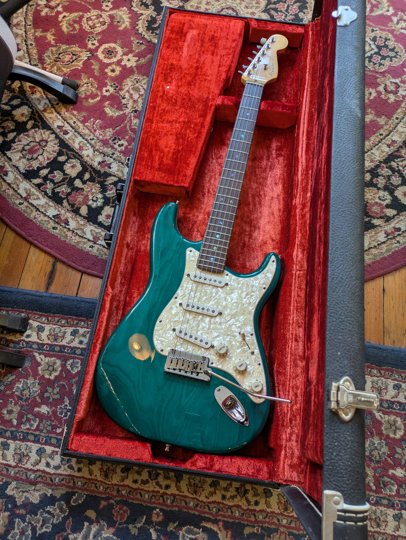 Fender American Deluxe Stratocaster 1998 Transparent Teal Green w/Case