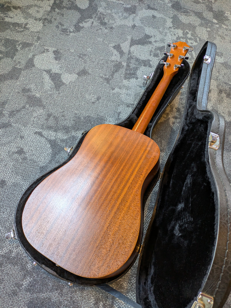 Taylor Big Baby 307GB Acoustic-Electric Guitar Natural w/Case