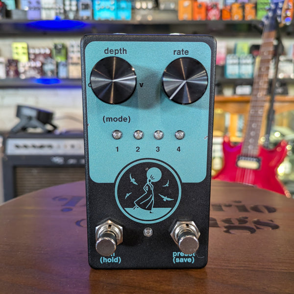 NativeAudio Pretty Bird Woman v1.0 Chorus Vibrato Pedal #10