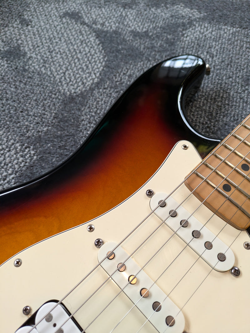 Fender Standard HSS Stratocaster 1996 Sunburst