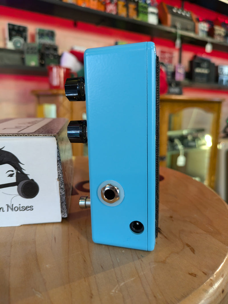 Poison Noises The Postman Envelope Filter V1 w/Box