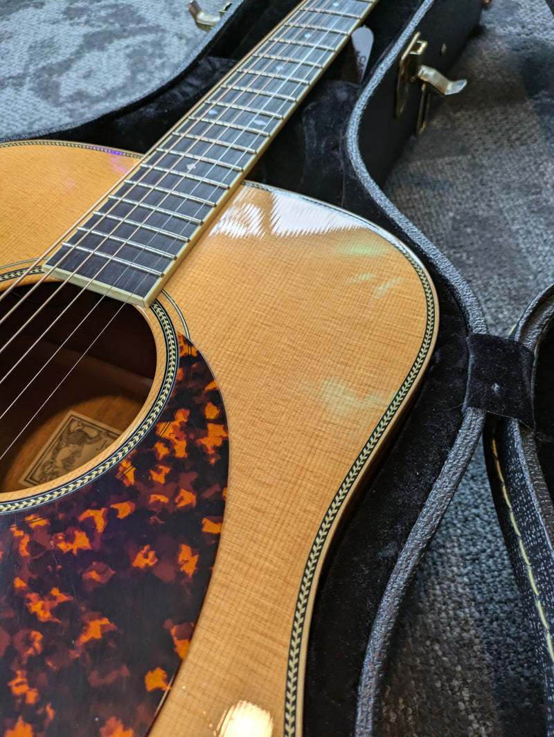 Larrivee D-50 Dreadnought Acoustic Guitar 2006 Natural