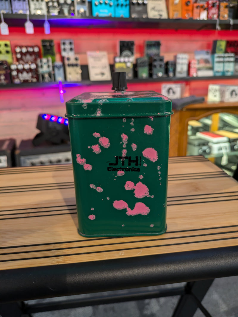 JTH Electronics Piezo Noisebox Jr. 'Skull' Green/Pink (3x3x4.5")