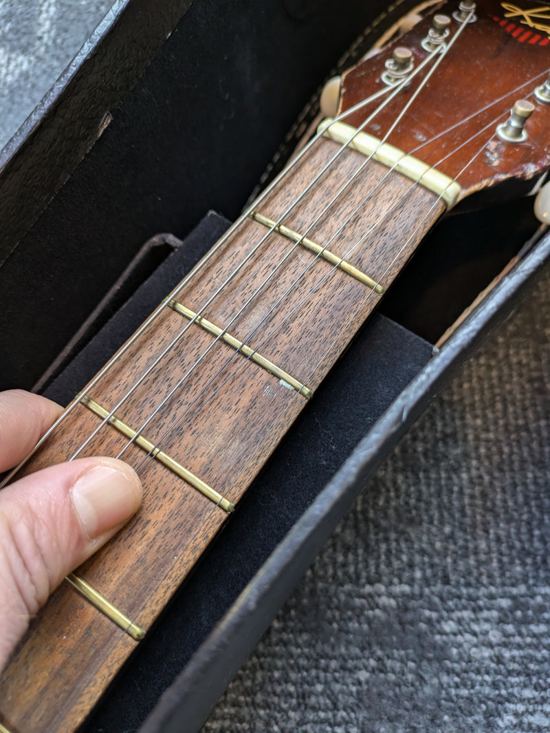 Kay Electric Archtop Guitar c1950s Sunburst w/Chip Case