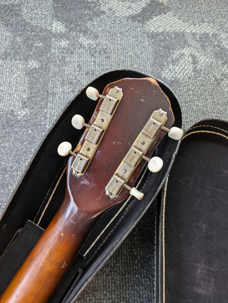 Kay Electric Archtop Guitar c1950s Sunburst w/Chip Case