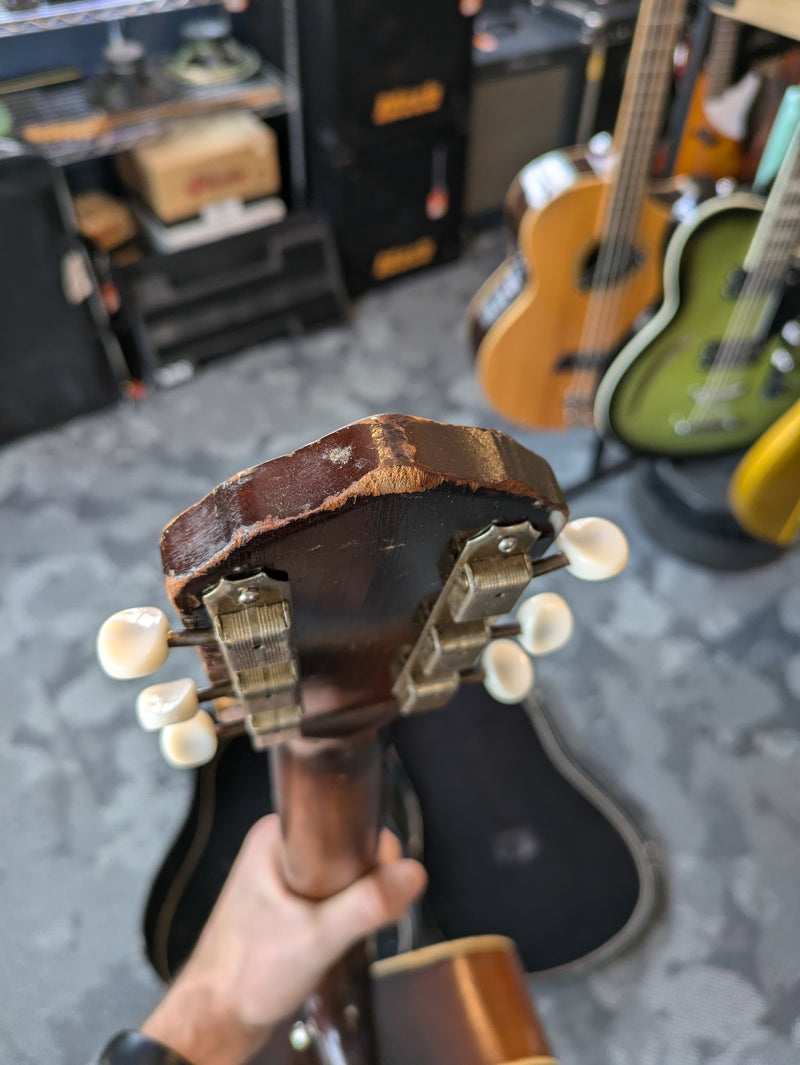 Kay Electric Archtop Guitar c1950s Sunburst w/Chip Case