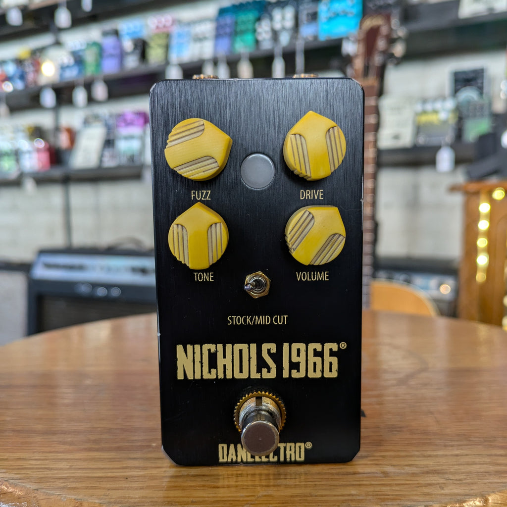 danelectro fuzz pedal Danelectro Nichols 1966 Fuzz Pedal