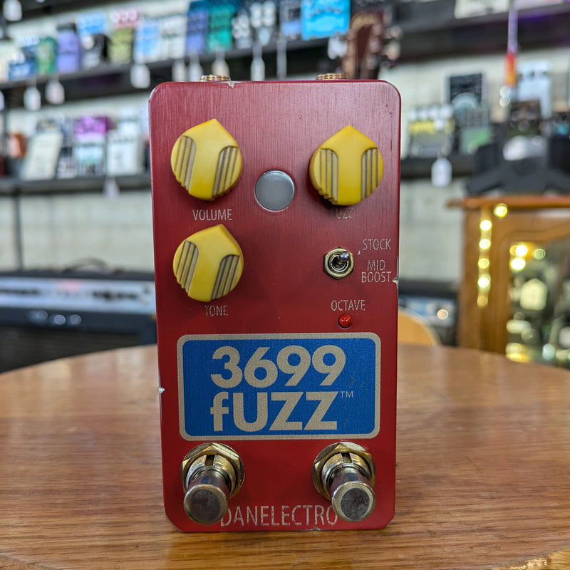 danelectro 3699 fuzz pedal Danelectro 3699 Fuzz Pedal