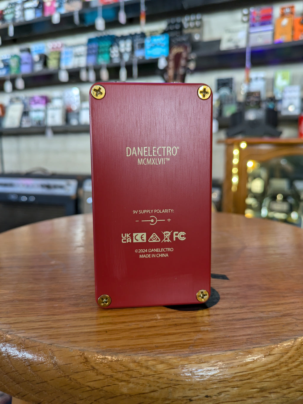 danelectro 3699 fuzz pedal Danelectro Back 3699 Fuzz Pedal