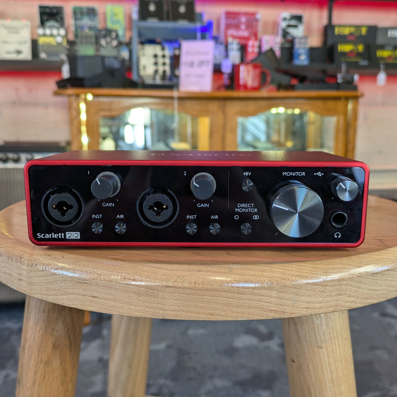 Focusrite Scarlett 2i2 3rd Gen USB Audio Interface