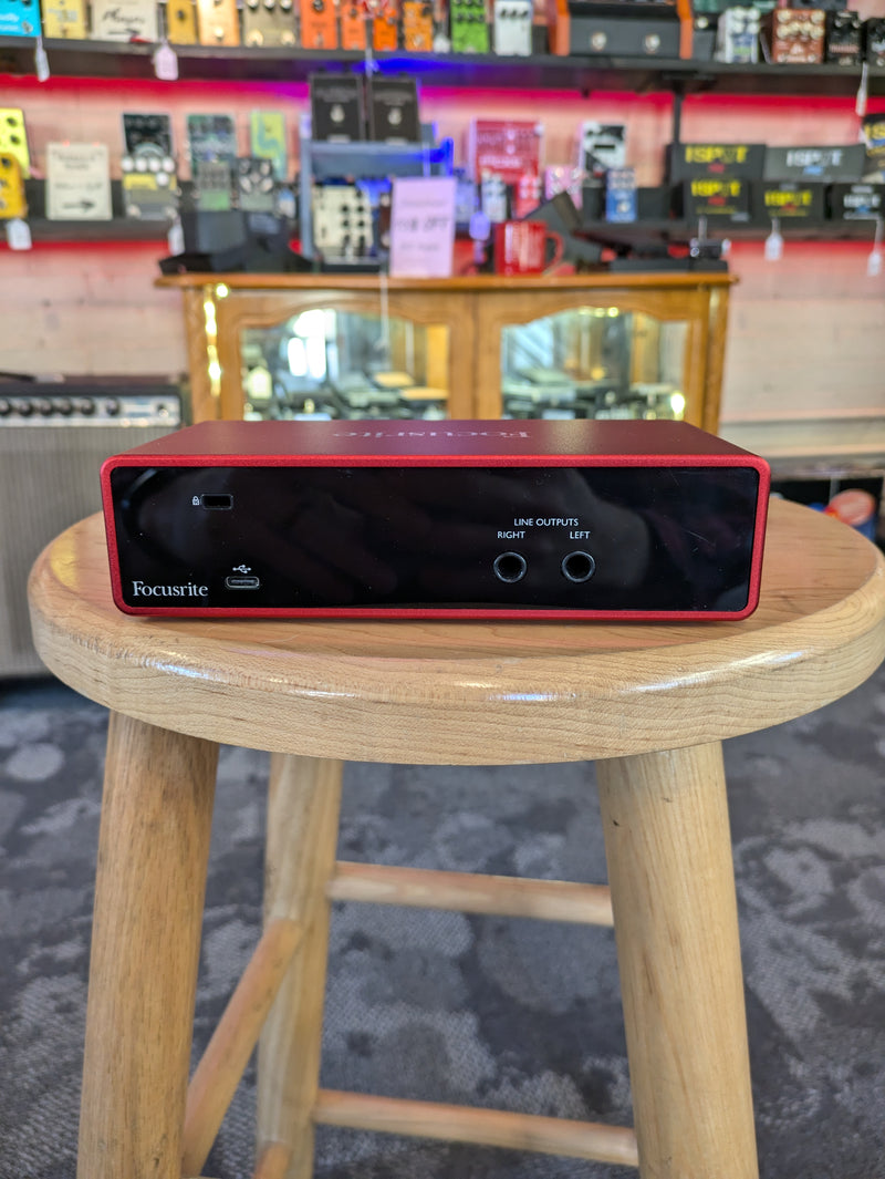 Focusrite Scarlett 2i2 3rd Gen USB Audio Interface