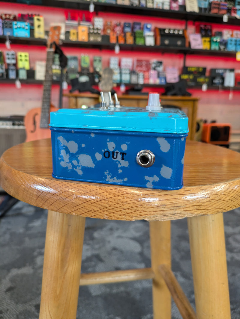 JTH Electronics 3-Pickup Piezo Noisebox "Croc" Sky & Dark Blue/Gray(8x4.5x2.25")