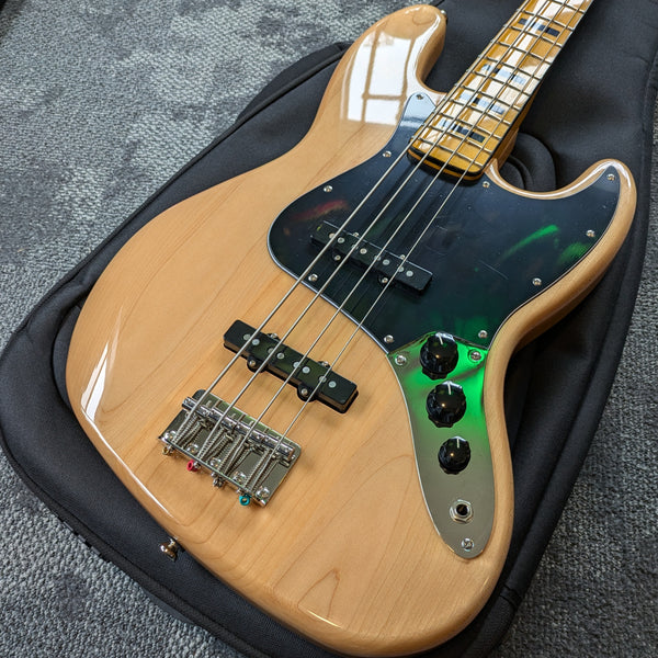 Squier Classic Vibe '70s Jazz Bass 2024 Natural w/Fender Gig Bag #ICSJ24021601