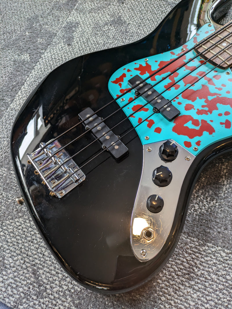Squier Affinity Jazz Bass 2008 Black *Custom Pickguard/Labella Flatwounds*