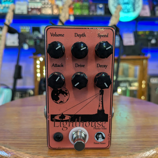 Poison Noises Lighthouse Photo-Vibe Chorus/Vibrato Pedal #017