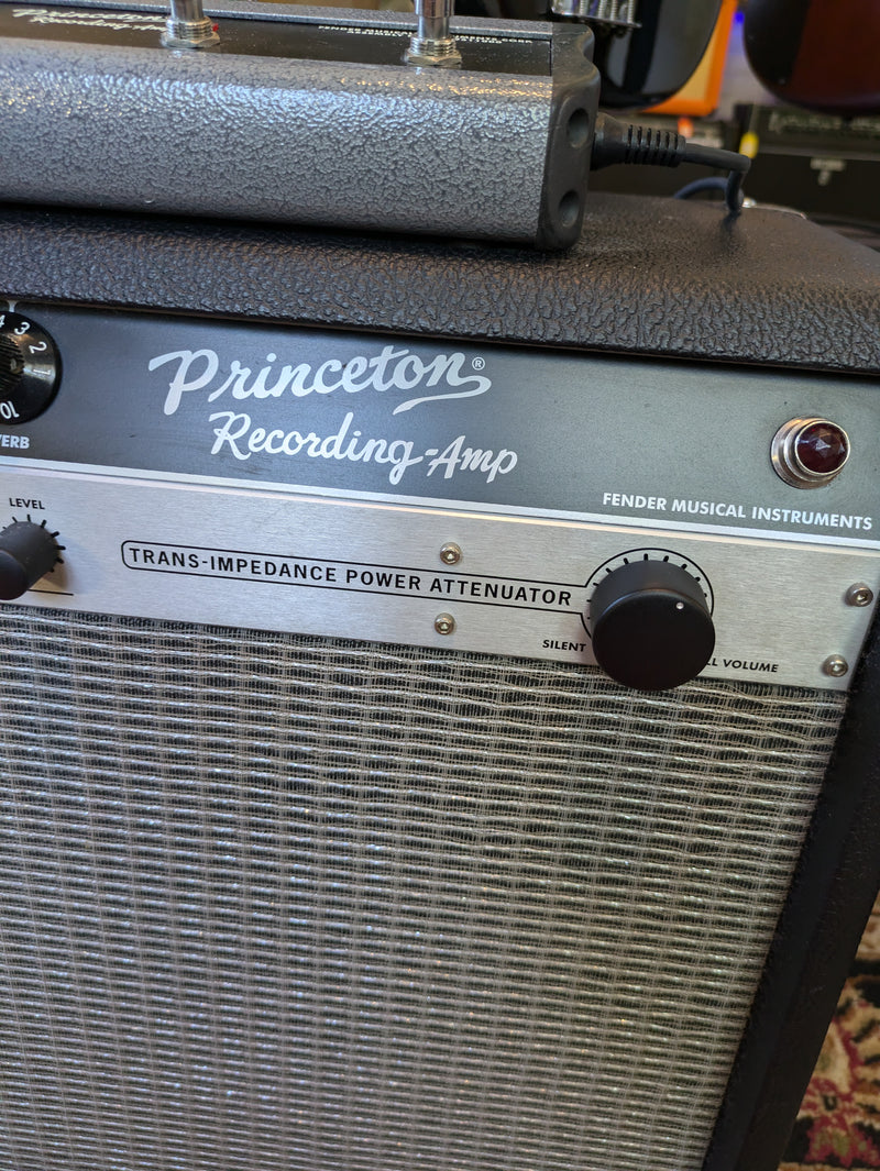Fender Princeton Recording Amp 15-Watt 1x10" Guitar Combo w/Footswitch & Cover