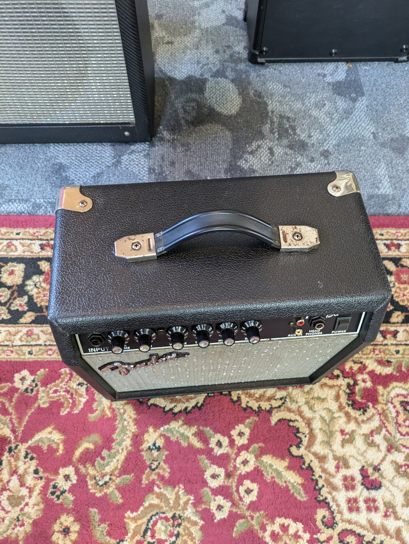 Fender Frontman 15G Series II 2-Channel 15-Watt 1x8" Guitar Practice Amp 2003