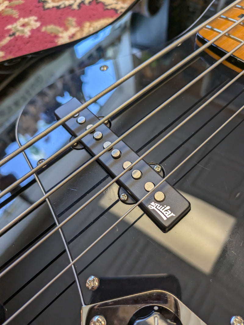Squier Classic Vibe '70s Jazz Bass V Maple Fingerboard 2019 Black *Aguilar Pickups*