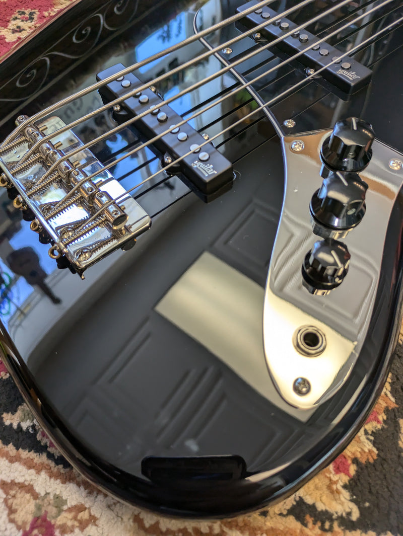 Squier Classic Vibe '70s Jazz Bass V Maple Fingerboard 2019 Black *Aguilar Pickups*