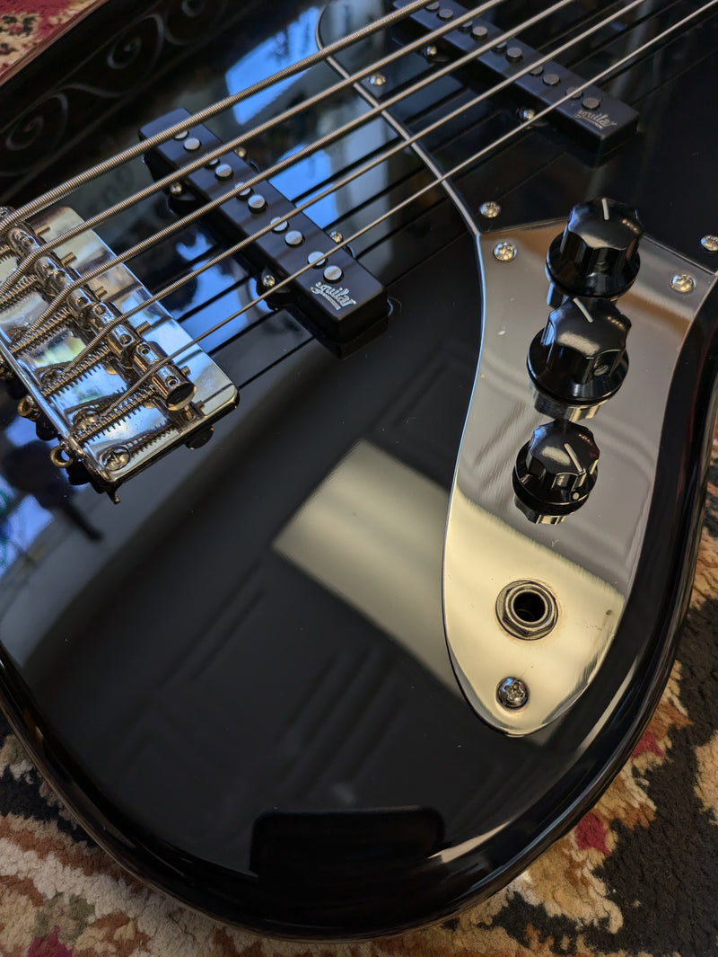 Squier Classic Vibe '70s Jazz Bass V Maple Fingerboard 2019 Black *Aguilar Pickups*
