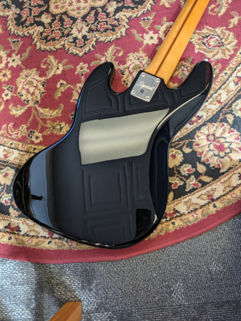 Squier Classic Vibe '70s Jazz Bass V Maple Fingerboard 2019 Black *Aguilar Pickups*