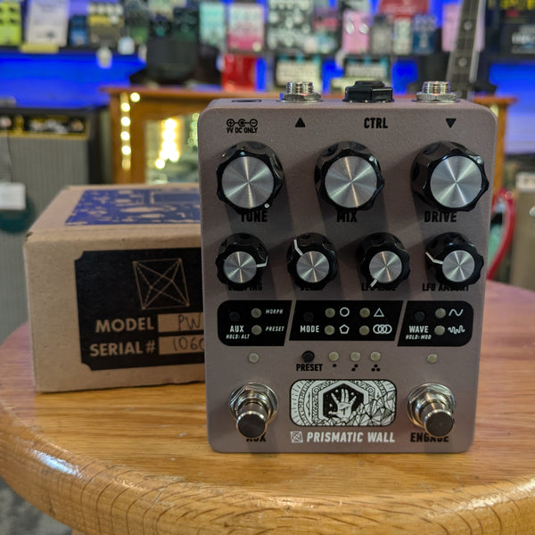 Electronic Audio Experiments Prismatic Wall Synth Pedal w/Box #PW1060