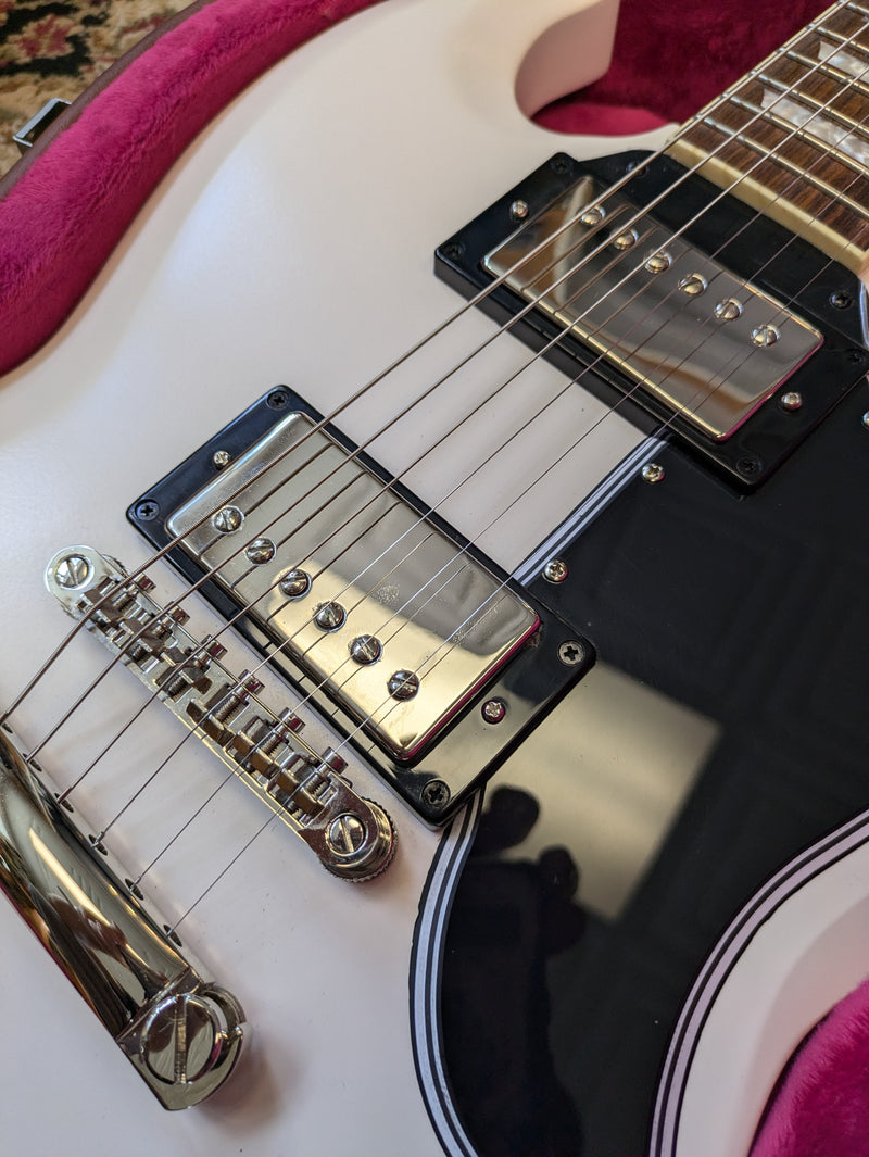 Epiphone '61 Les Paul SG Standard 2023 Aged Classic White w/Epiphone Case