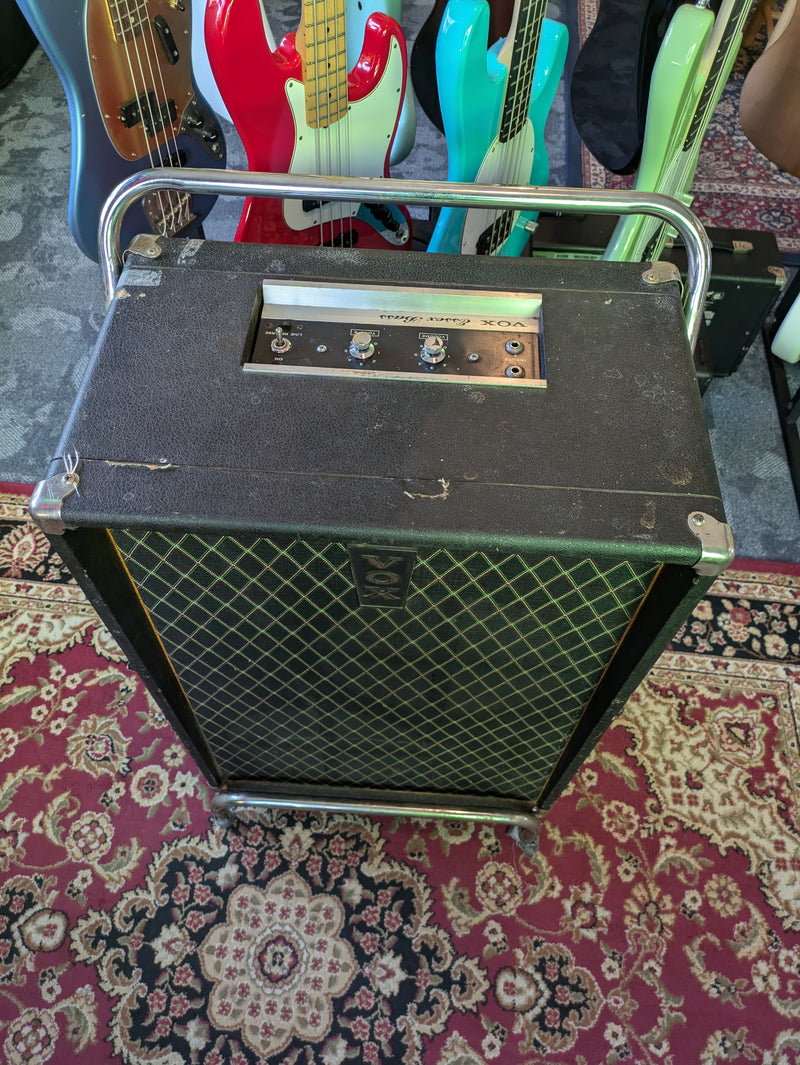 Vox V1043 Essex Bass 50-Watt 2x12" Bass Combo Amp c1967