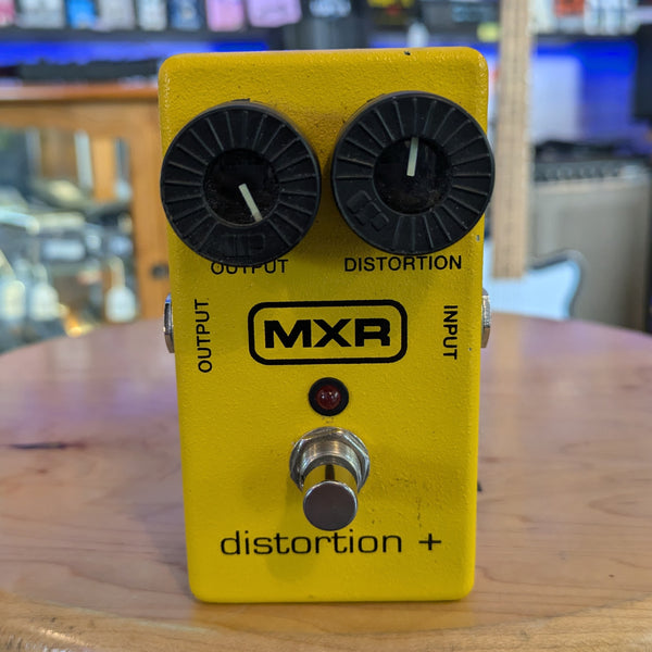 MXR M104 Distortion + Pedal #AB51K692
