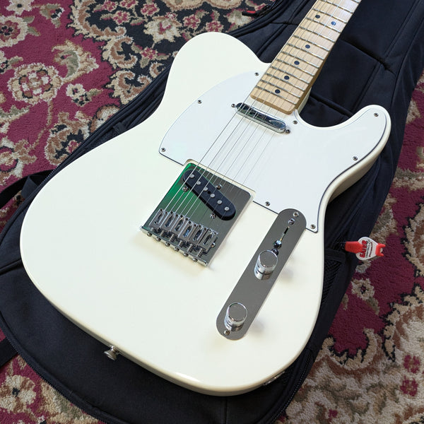 Fender Standard Telecaster 2006 Olympic White w/Gator Gig Bag #MZ6218807