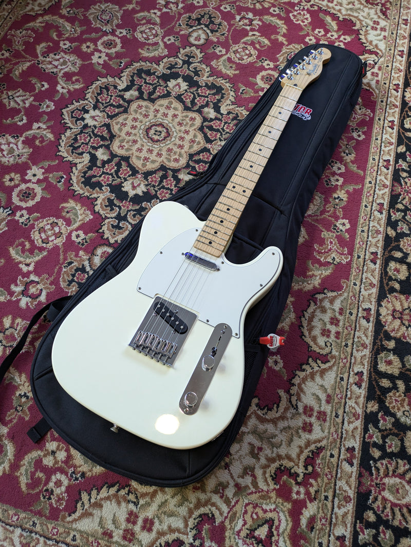 Fender Standard Telecaster 2006 Olympic White w/Gator Gig Bag