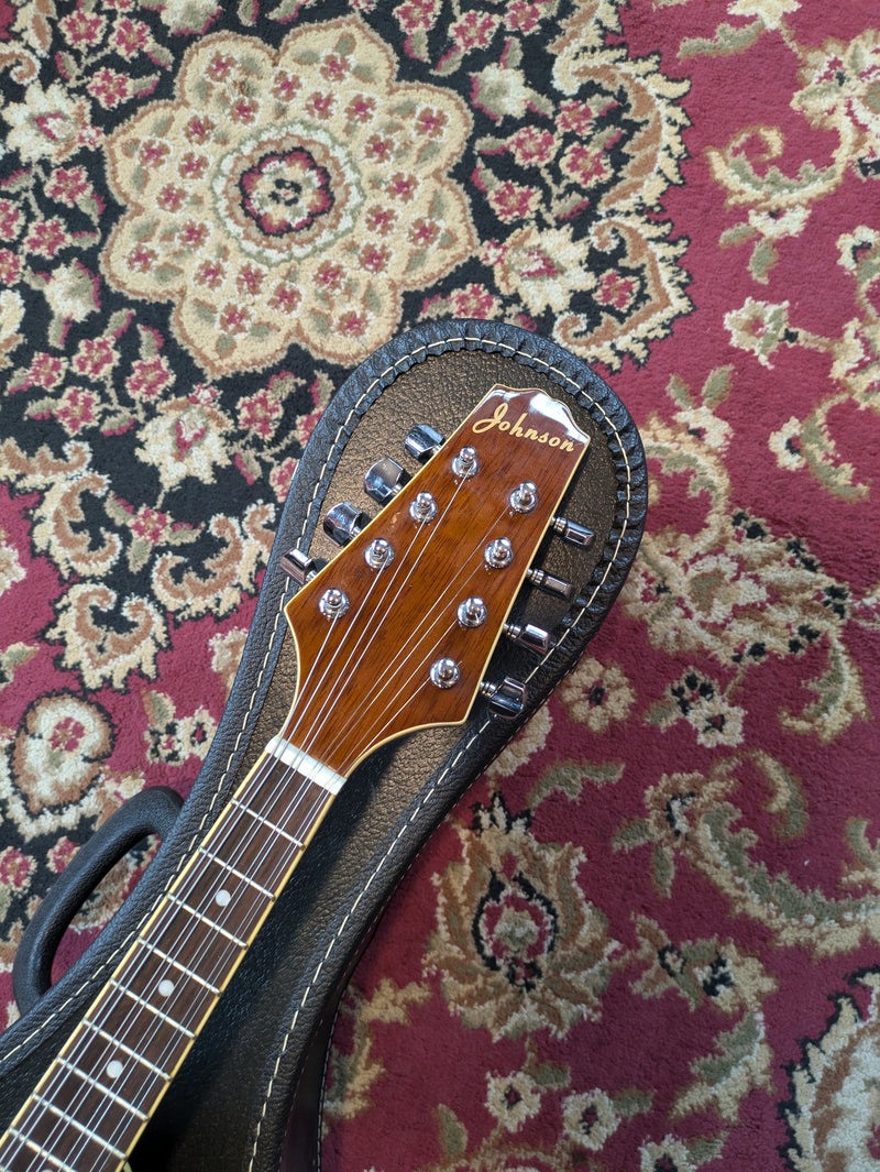 Johnson MA-100 Mandolin Sunburst w/Case